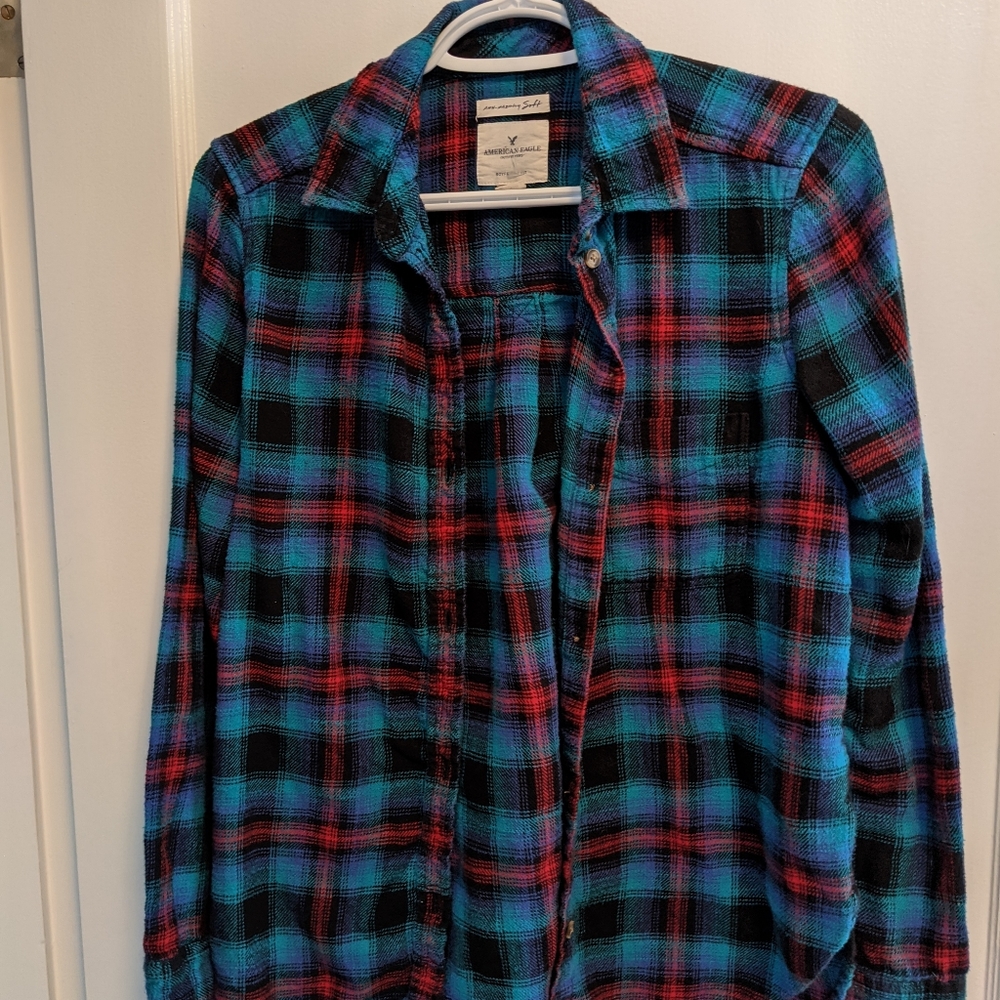 2/15 🌹AEO Button up flannel